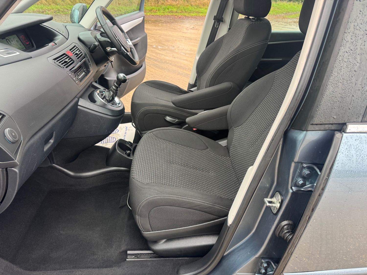 Used Citroen C4 Picasso 2012 for sale - 76682073: Photo 7