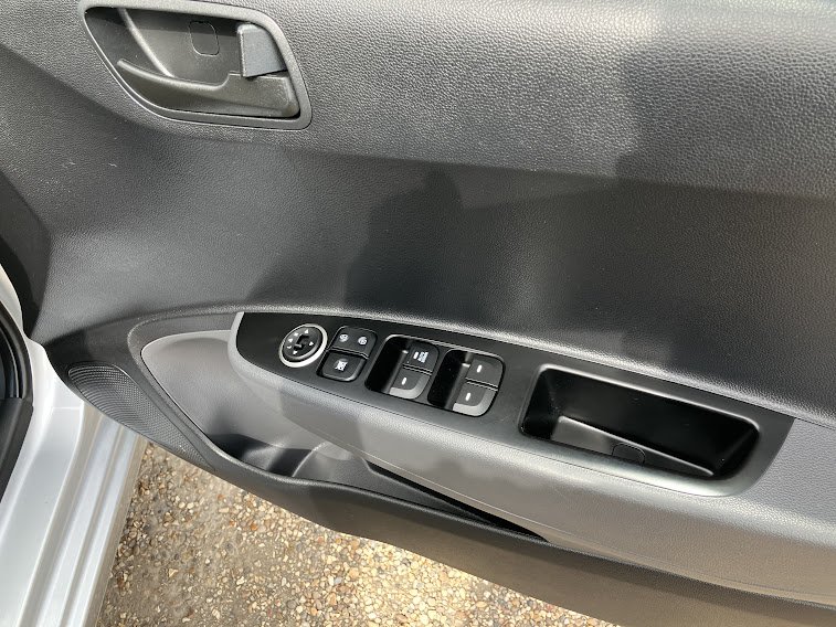 Used Hyundai i10 2017 for sale - 76791509: Photo 17