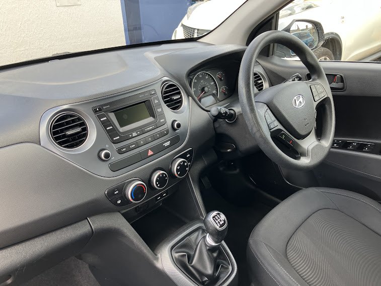 Used Hyundai i10 2017 for sale - 76791509: Photo 22