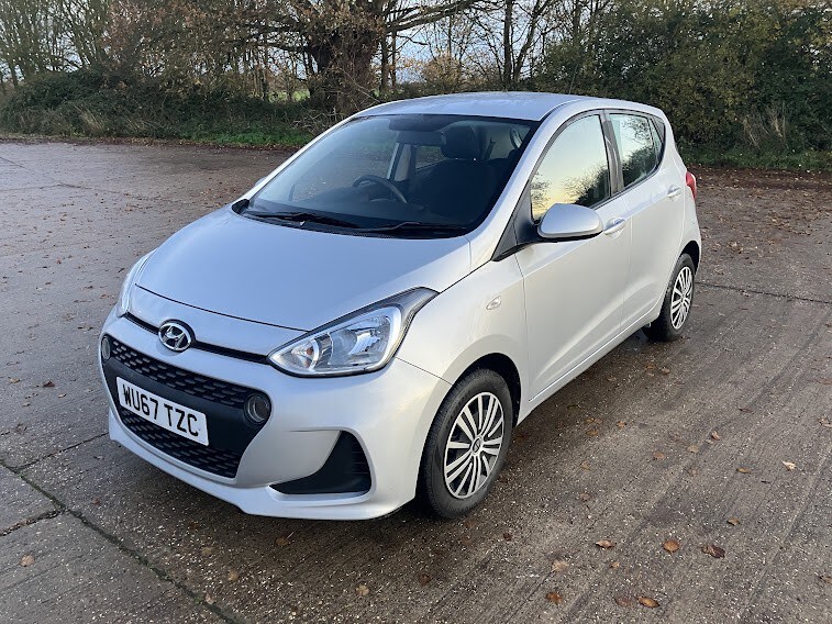 Used Hyundai i10 2017 for sale - 76791509: Photo 5