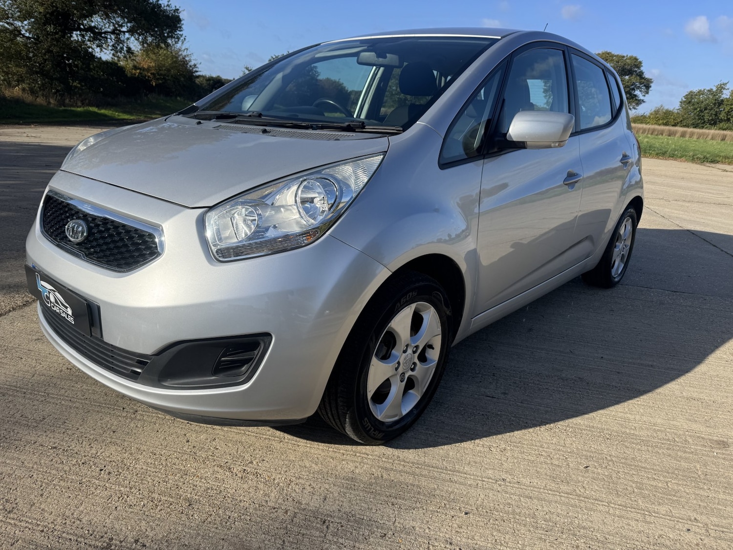 Used Kia Venga 2012 for sale - 76799229: Photo 2