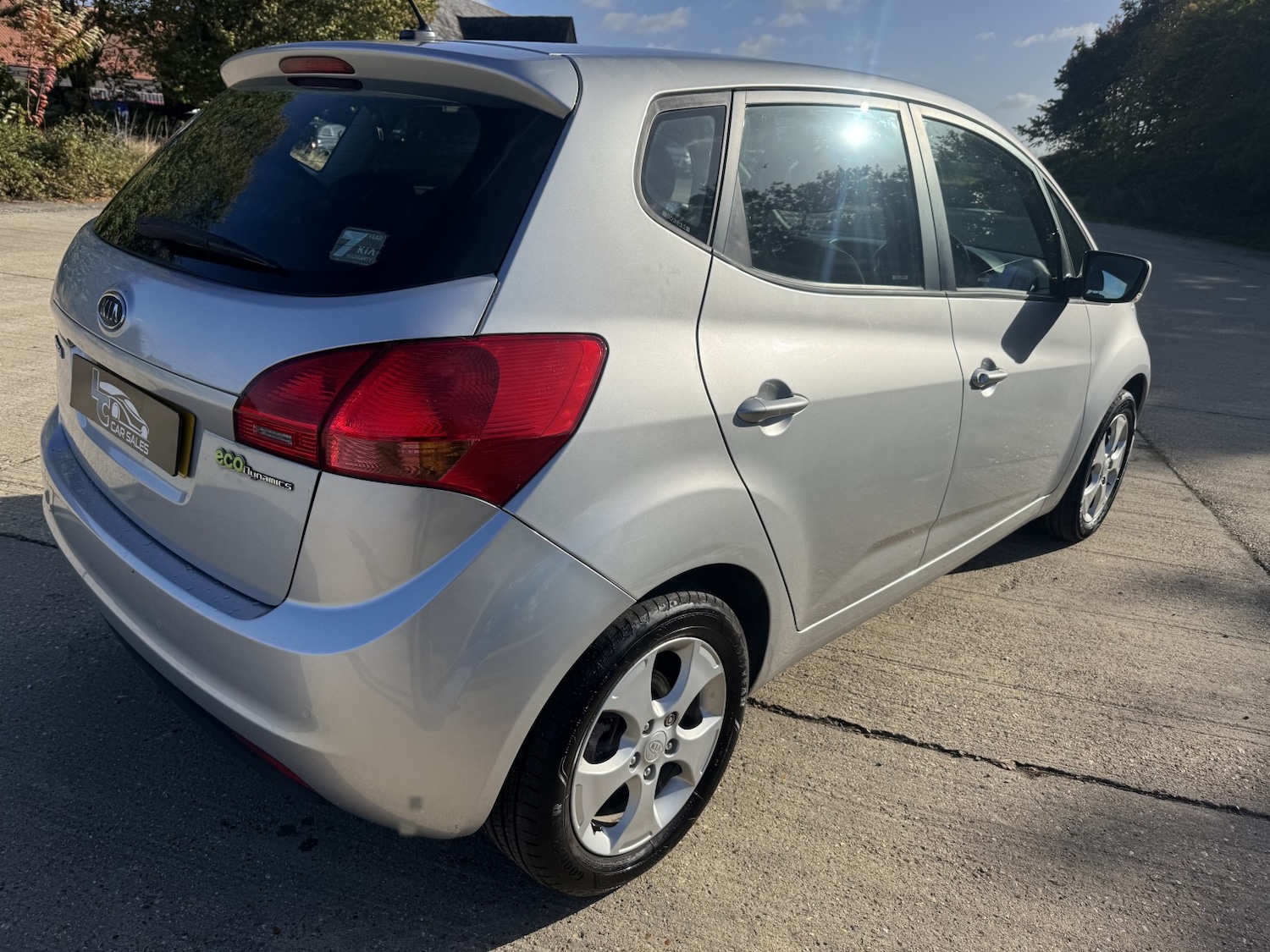 Used Kia Venga 2012 for sale - 76799229: Photo 4