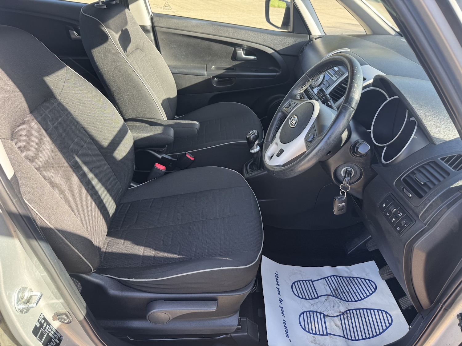 Used Kia Venga 2012 for sale - 76799229: Photo 5