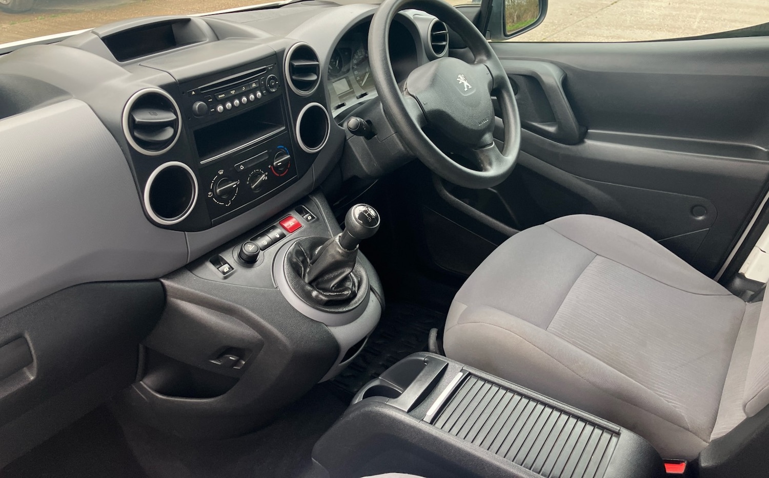 Used Peugeot Partner 2014 for sale - 77694260: Photo 20