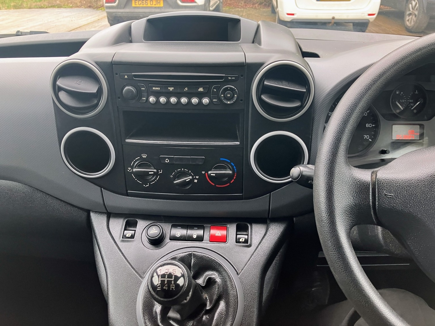 Used Peugeot Partner 2014 for sale - 77694260: Photo 23