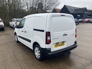 Used Peugeot Partner 2014 for sale - 77694260: Photo