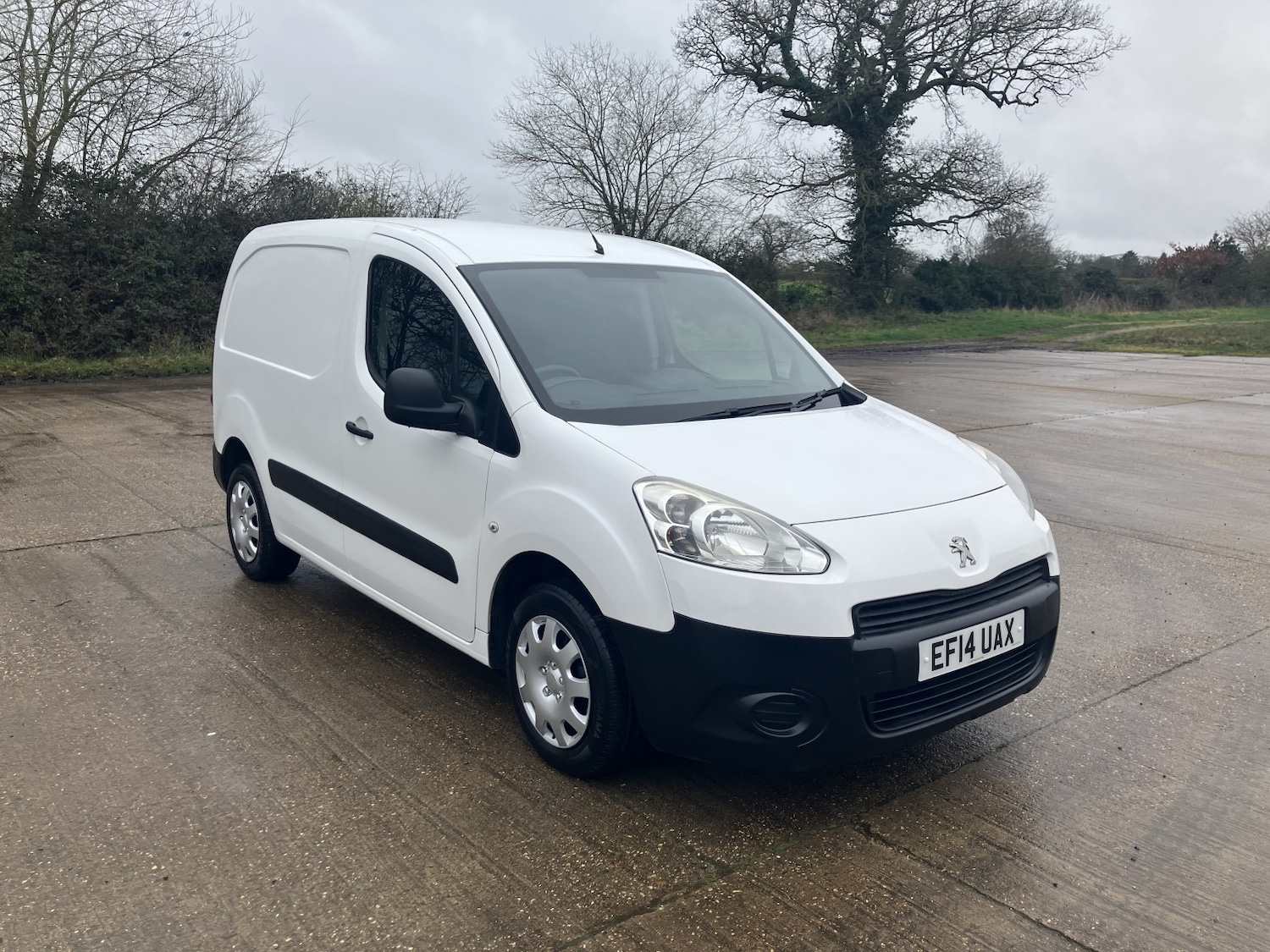 Used Peugeot Partner 2014 for sale - 77694260: Photo 6