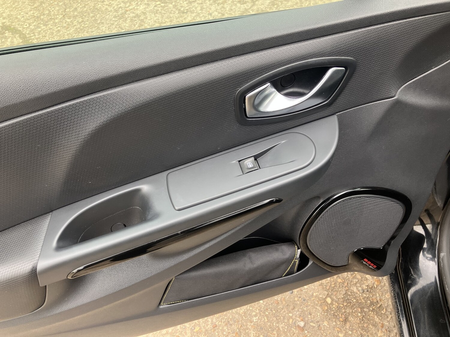 Used Renault Clio 2016 for sale - 77822297: Photo 21