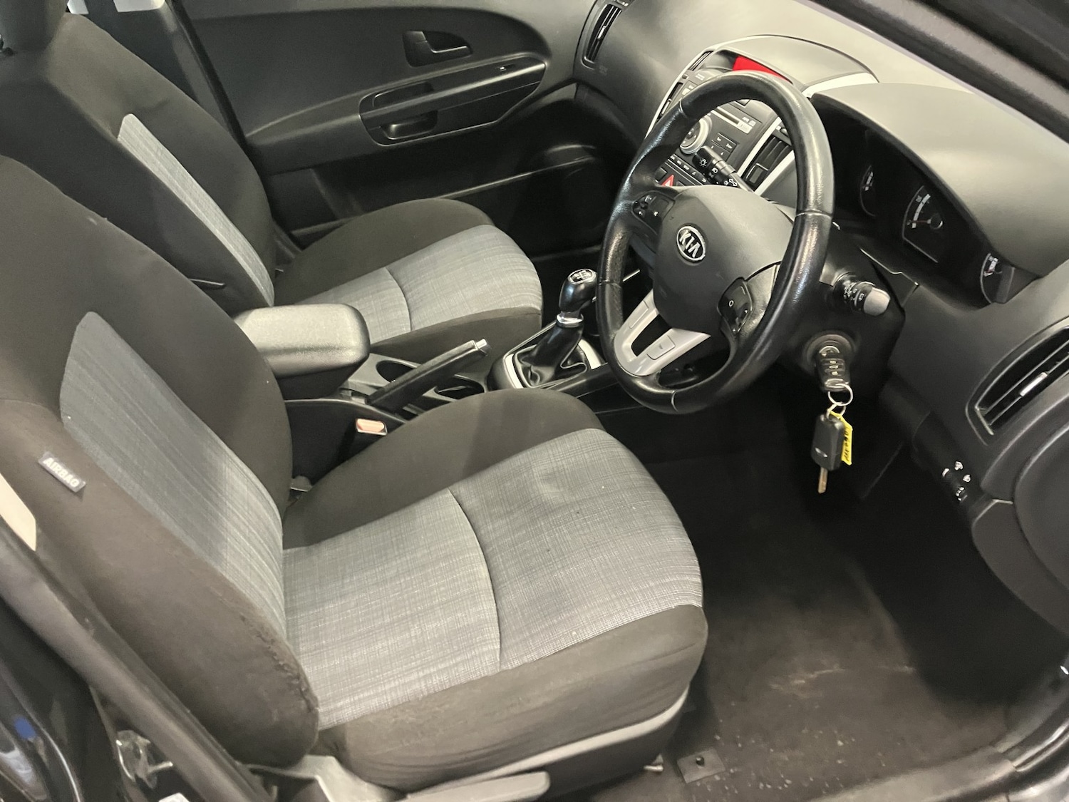 Used Kia Ceed 2010 for sale - 77968674: Photo 10