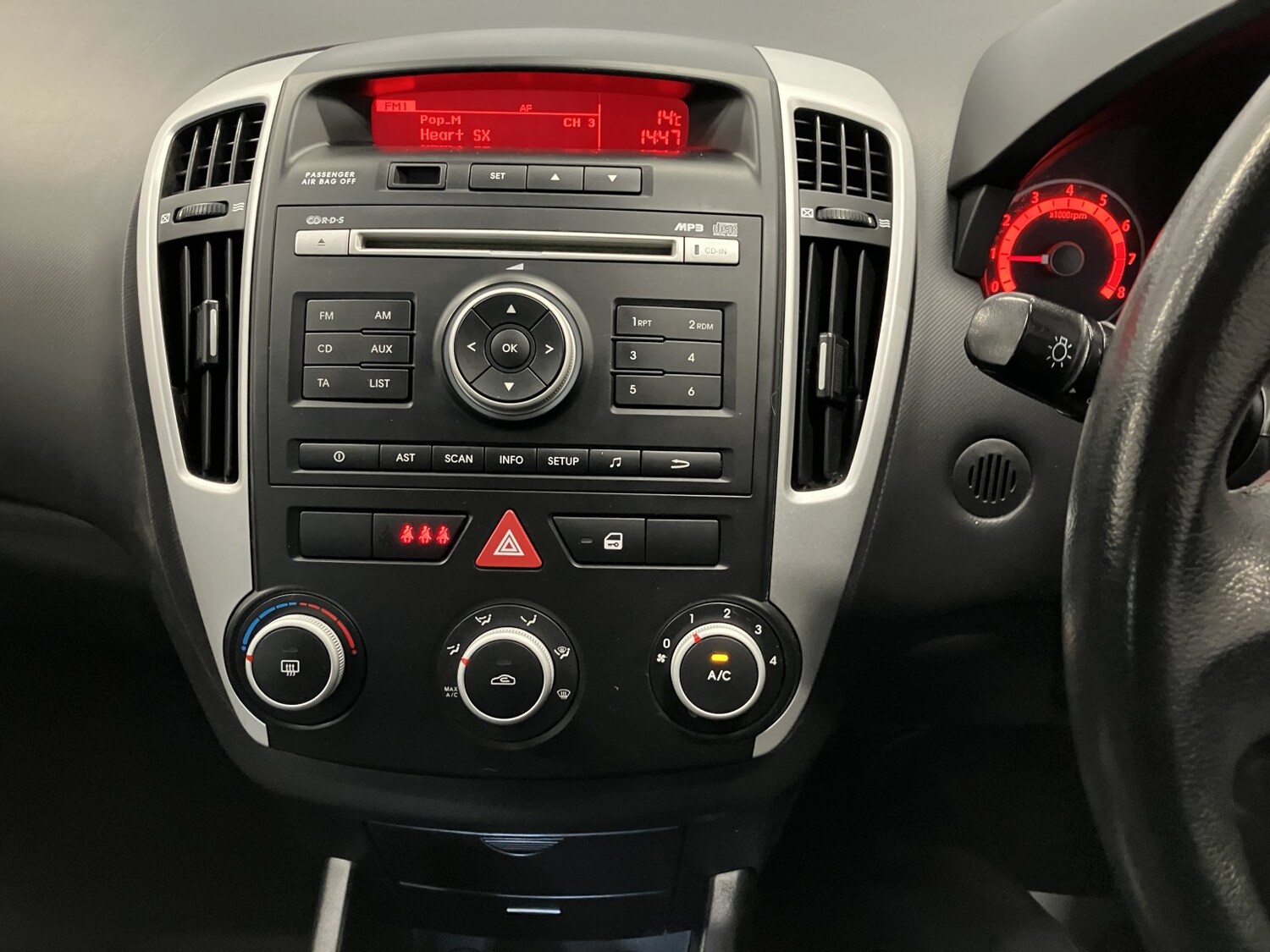 Used Kia Ceed 2010 for sale - 77968674: Photo 18