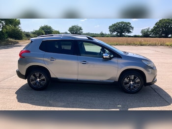 Used Peugeot 2008 2014 for sale - 79205456: Photo