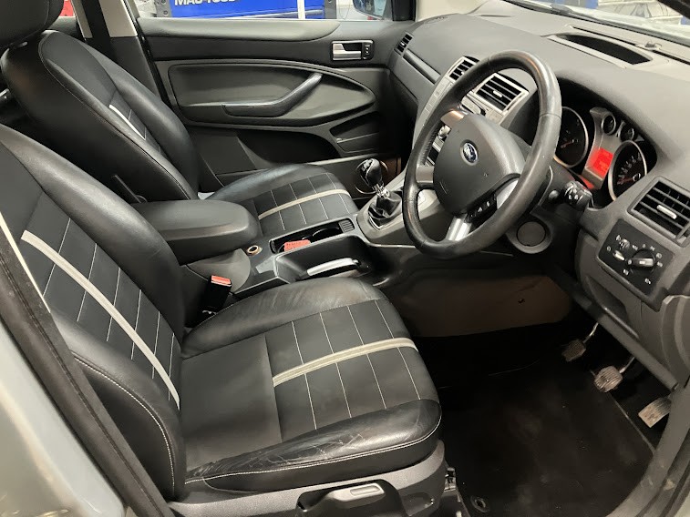 Used Ford Kuga 2010 for sale - 76821592: Photo 8