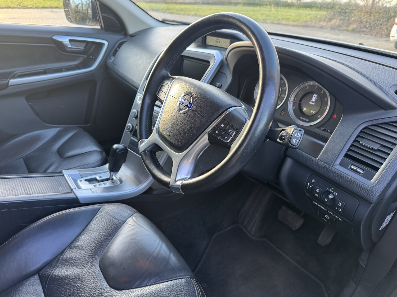 Used Volvo XC60 2022 for sale - 78018303: Photo 25