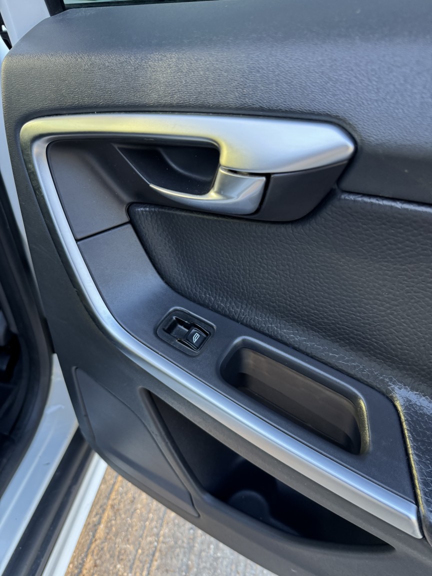 Used Volvo XC60 2022 for sale - 78018303: Photo 26