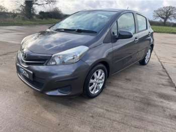 Used Toyota Yaris 2012 for sale - 74865076: Photo