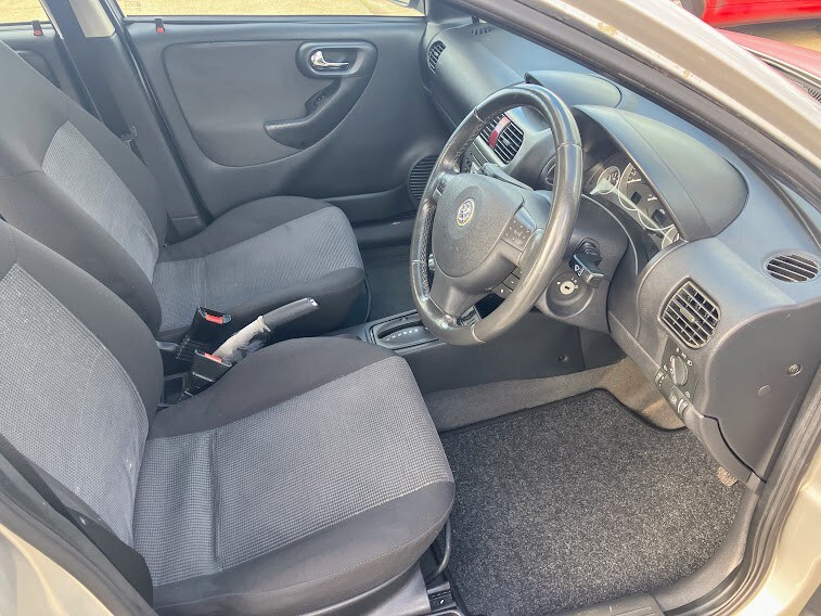 Used Vauxhall Corsa 2004 for sale - 77844980: Photo 16