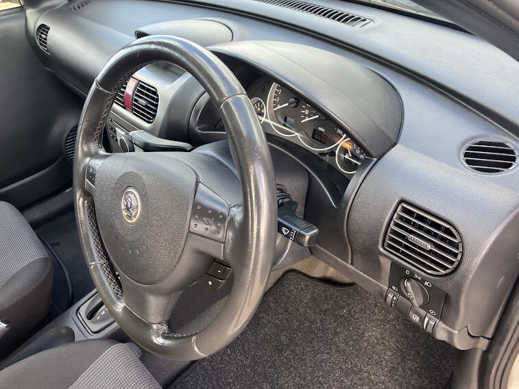 Used Vauxhall Corsa 2004 for sale - 77844980: Photo 17