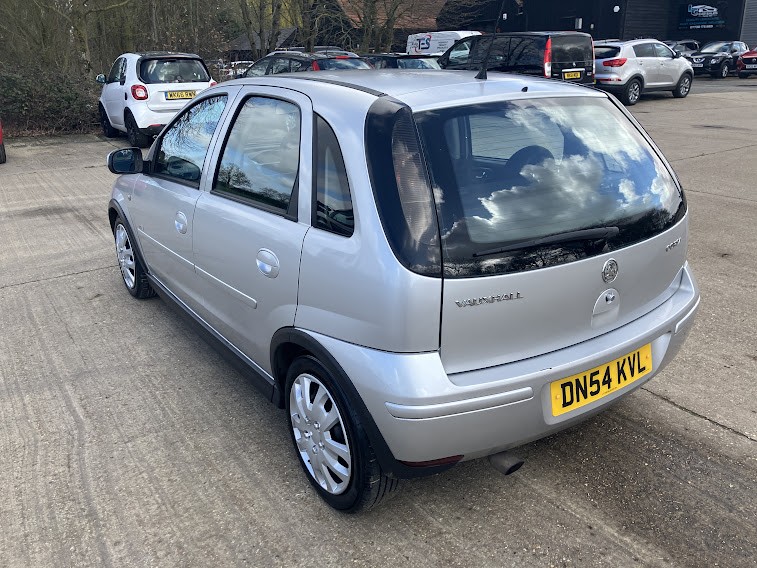 Used Vauxhall Corsa 2004 for sale - 77844980: Photo 3