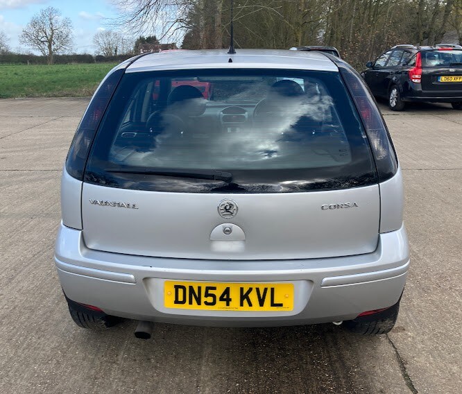 Used Vauxhall Corsa 2004 for sale - 77844980: Photo 8