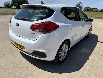 Used Kia Ceed 2014 for sale - 78976304: Photo