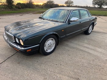Used Jaguar XJ 1997 for sale - 76615703: Photo