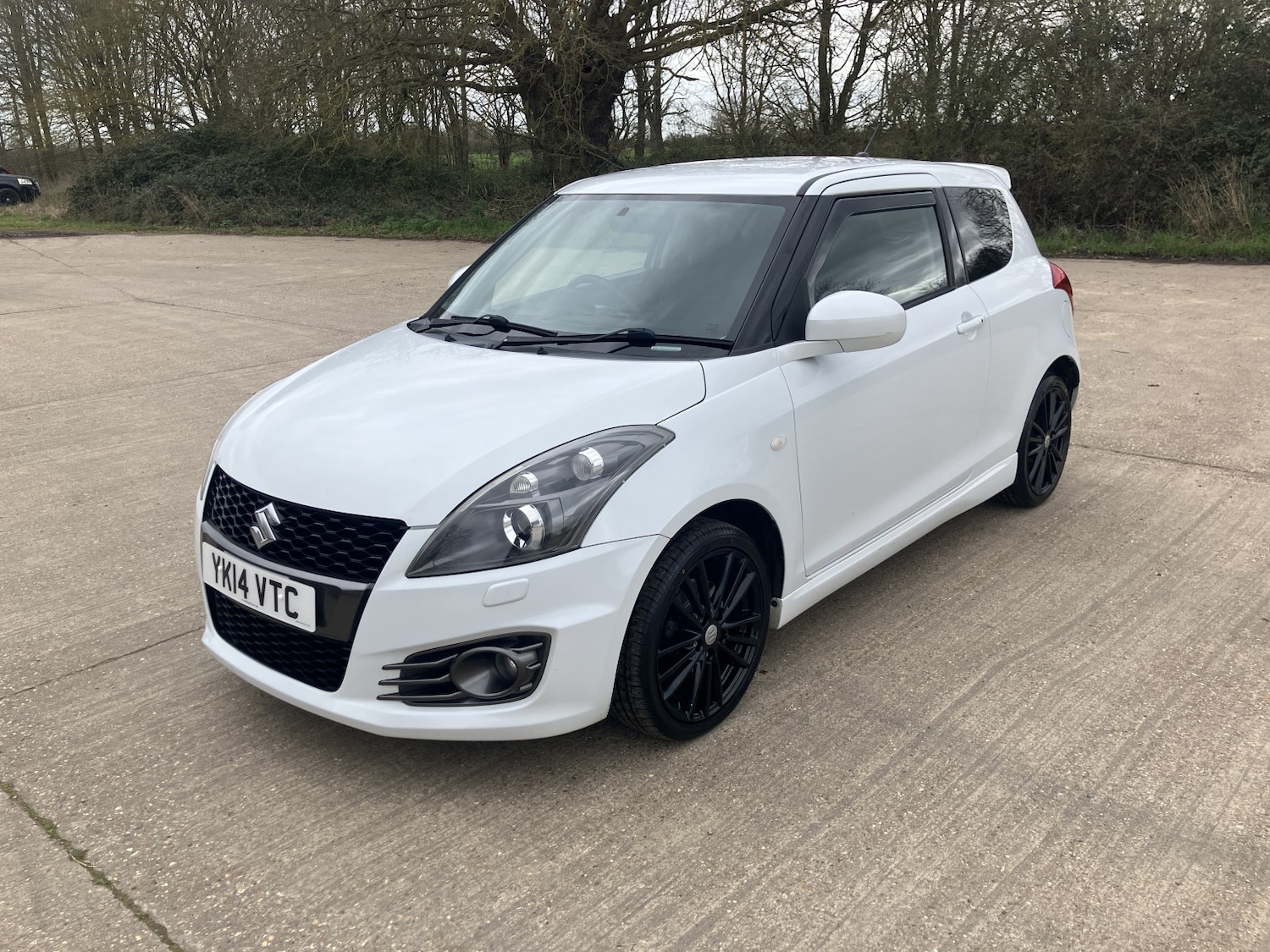 Used Suzuki Swift 2014 for sale - 77906517: Photo 5