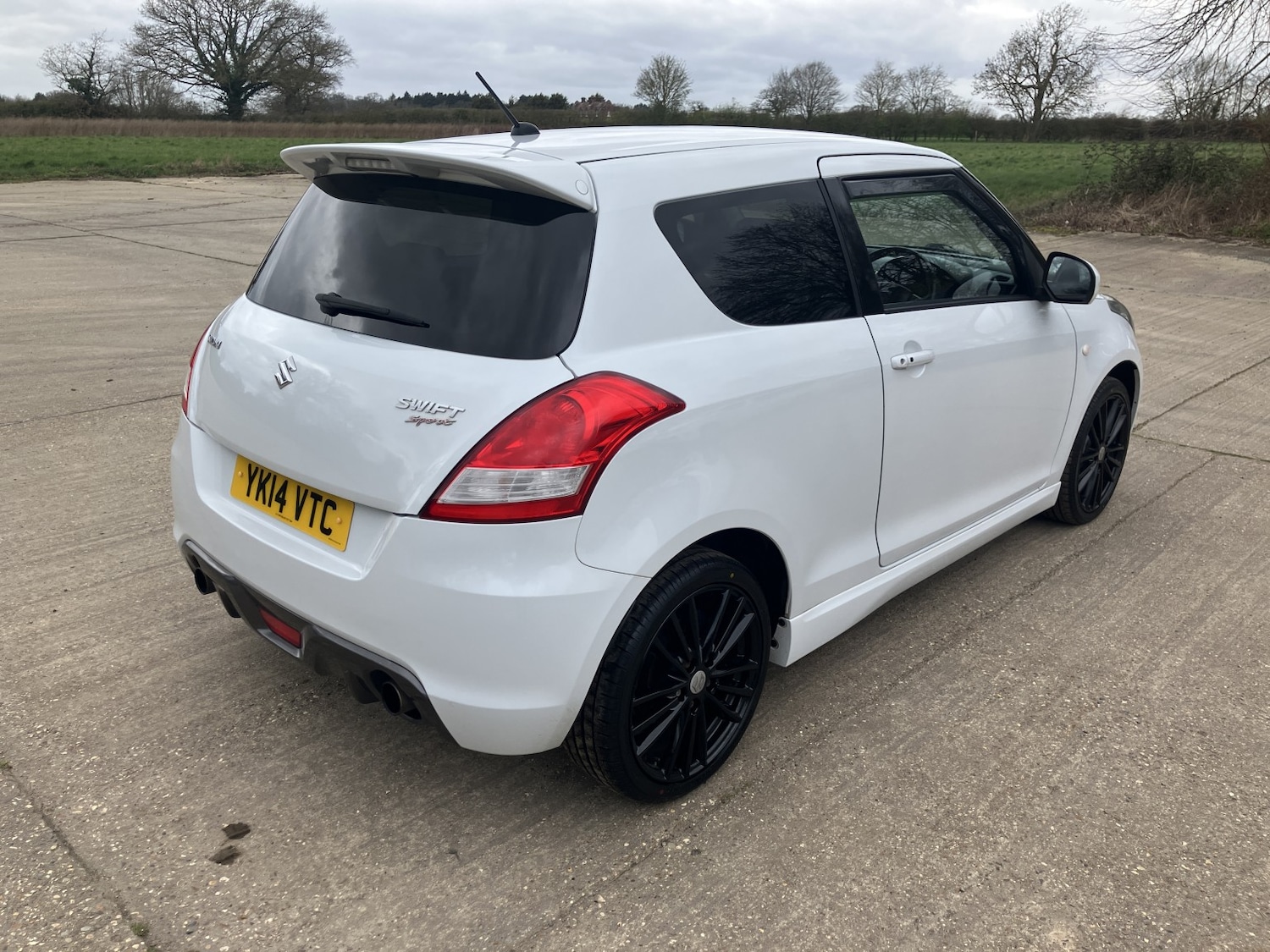 Used Suzuki Swift 2014 for sale - 77906517: Photo 8