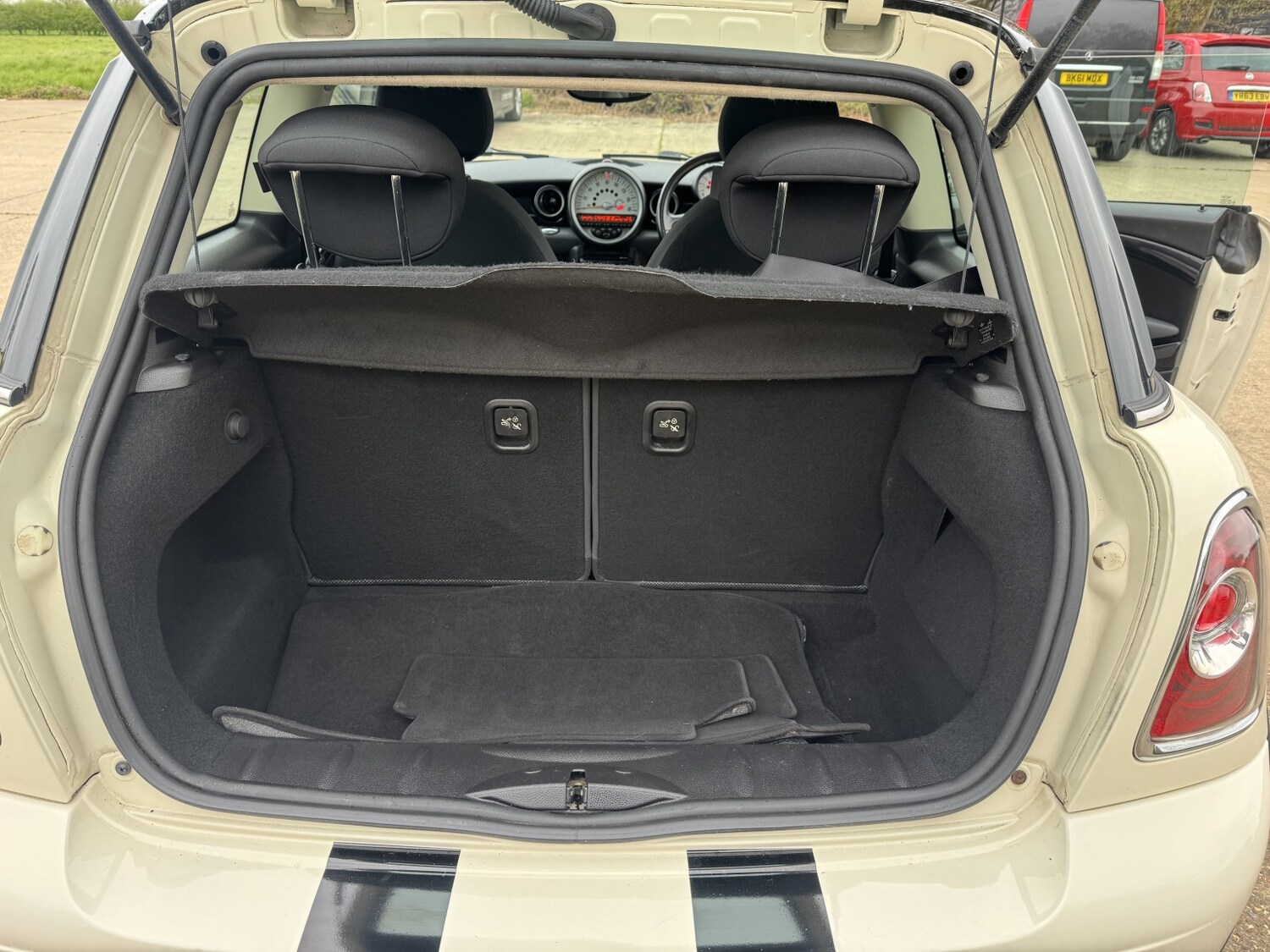 Used MINI Hatch 2011 for sale - 78125116: Photo 19