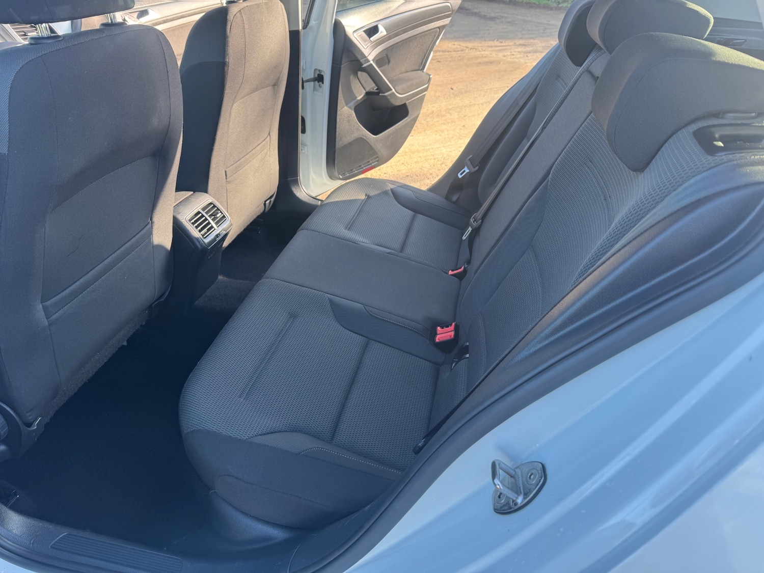 Used Volkswagen Golf 2018 for sale - 76706229: Photo 7