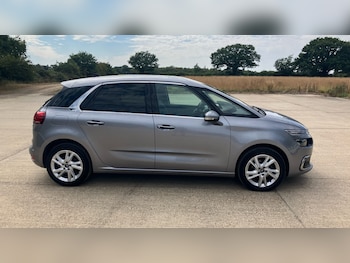 Used Citroen C4 Picasso 2017 for sale - 79329969: Photo