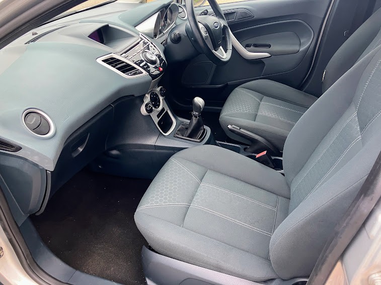 Used Ford Fiesta 2010 for sale - 77313931: Photo 18