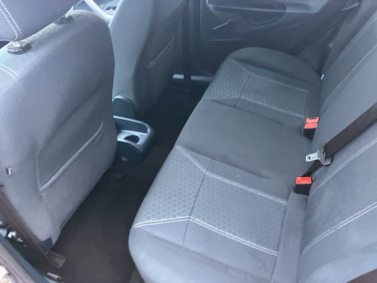 Used Ford Fiesta 2010 for sale - 77313931: Photo 9