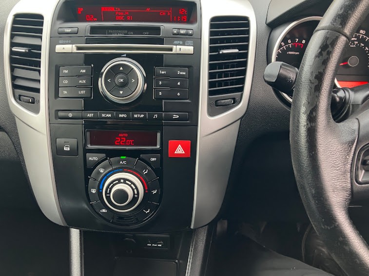 Used Kia Venga 2010 for sale - 76799220: Photo 16