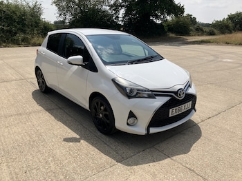 Used Toyota Yaris 2016 for sale - 79246544: Photo