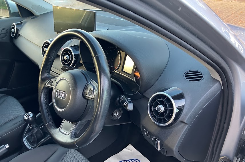 Used Audi A1 2014 for sale - 76799135: Photo 14