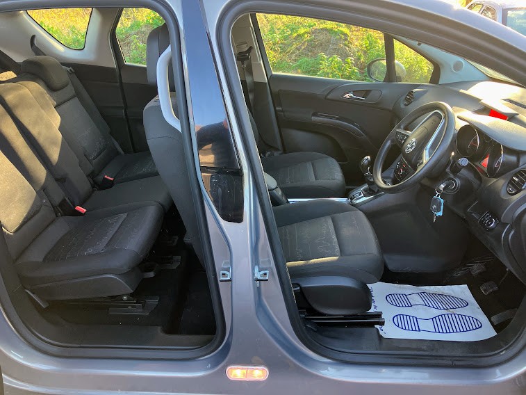 Used Vauxhall Meriva 2012 for sale - 76799230: Photo 13