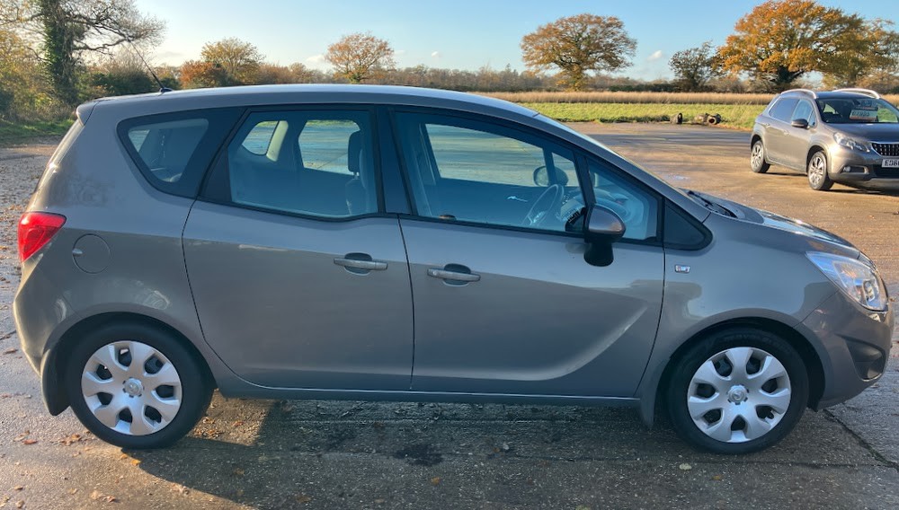Used Vauxhall Meriva 2012 for sale - 76799230: Photo 2