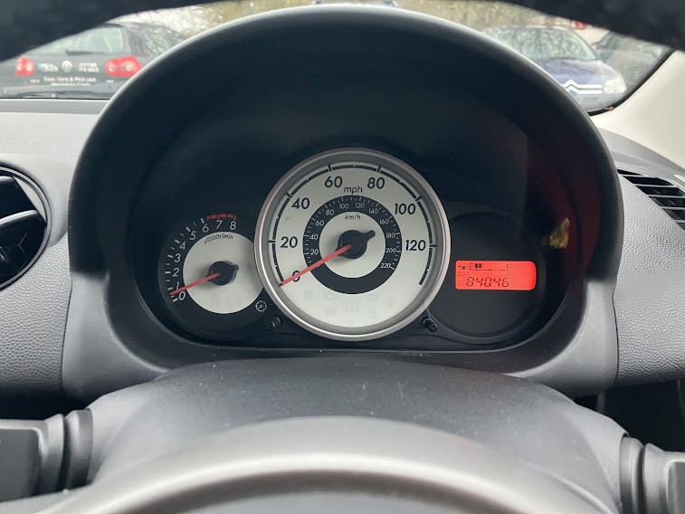 Used Mazda Mazda2 2010 for sale - 77038975: Photo 11