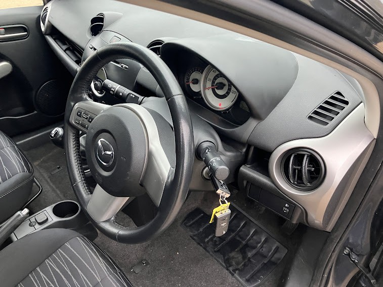 Used Mazda Mazda2 2010 for sale - 77038975: Photo 16