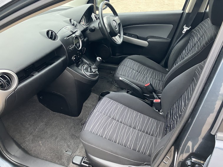 Used Mazda Mazda2 2010 for sale - 77038975: Photo 21