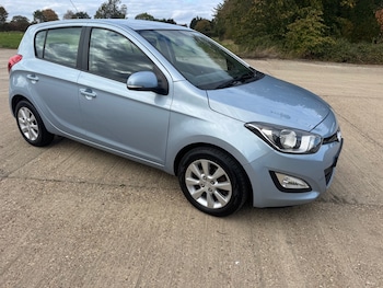 Hyundai - i20