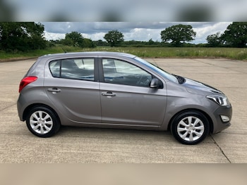 Used Hyundai i20 2014 for sale - 78820681: Photo