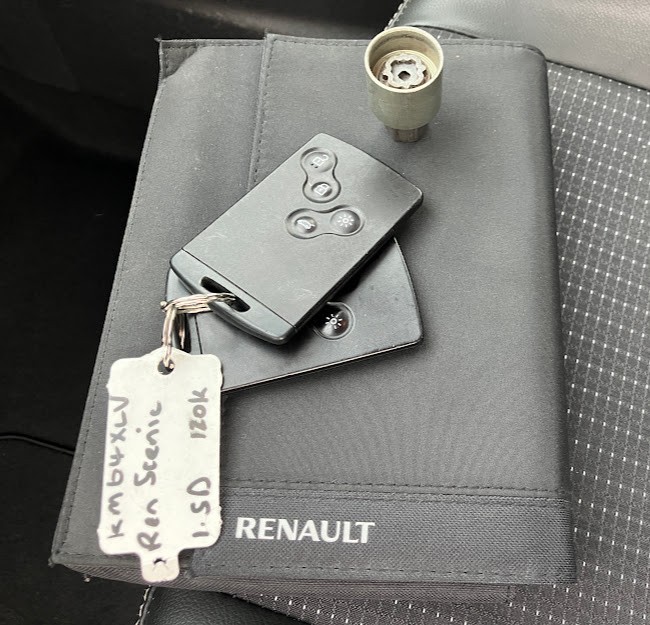 Used Renault Grand Scenic 2014 for sale - 76799236: Photo 11