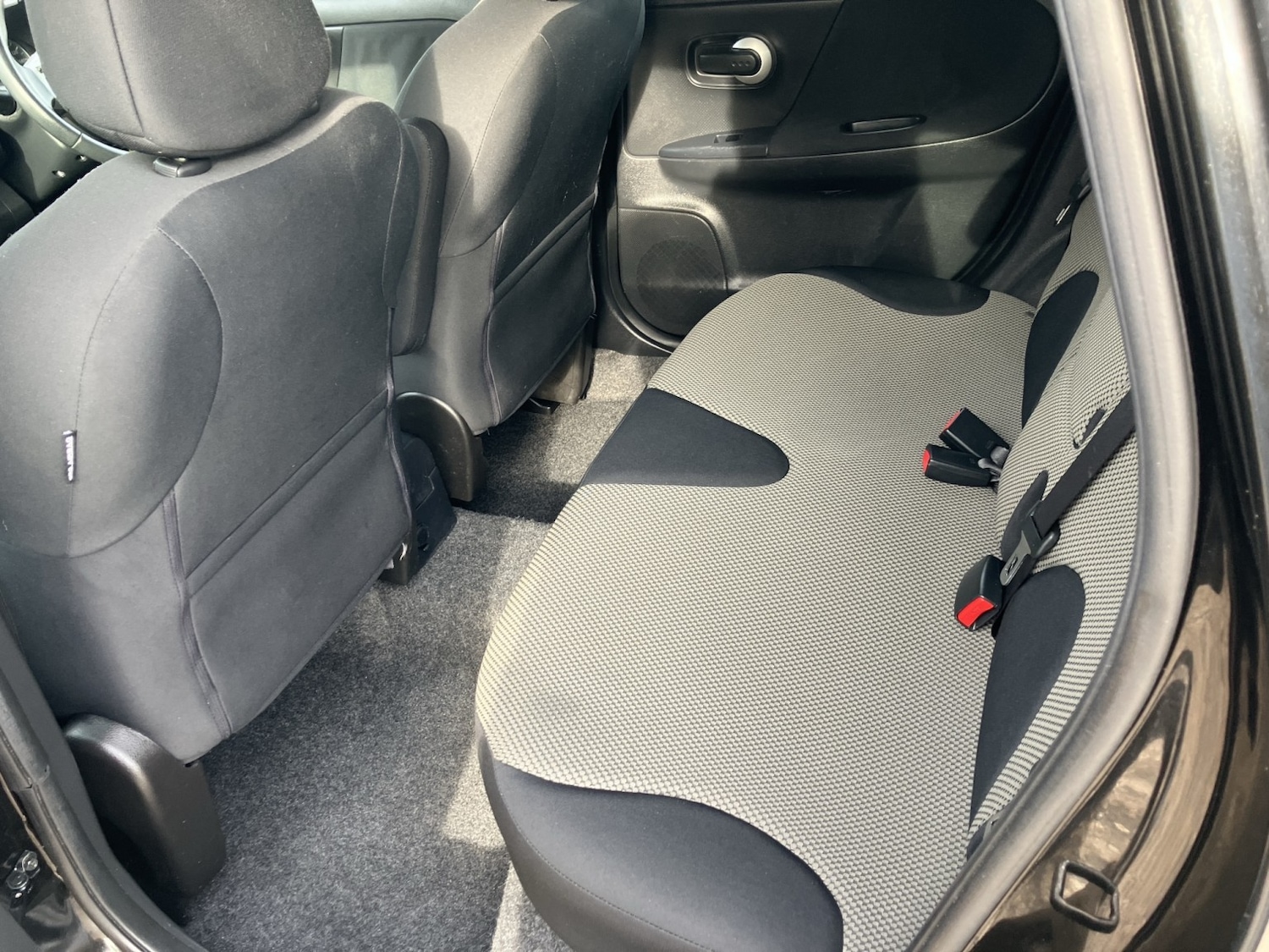 Used Nissan Note 2011 for sale - 77622383: Photo 14