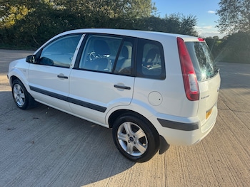 Used Ford Fusion 2006 for sale - 76366371: Photo