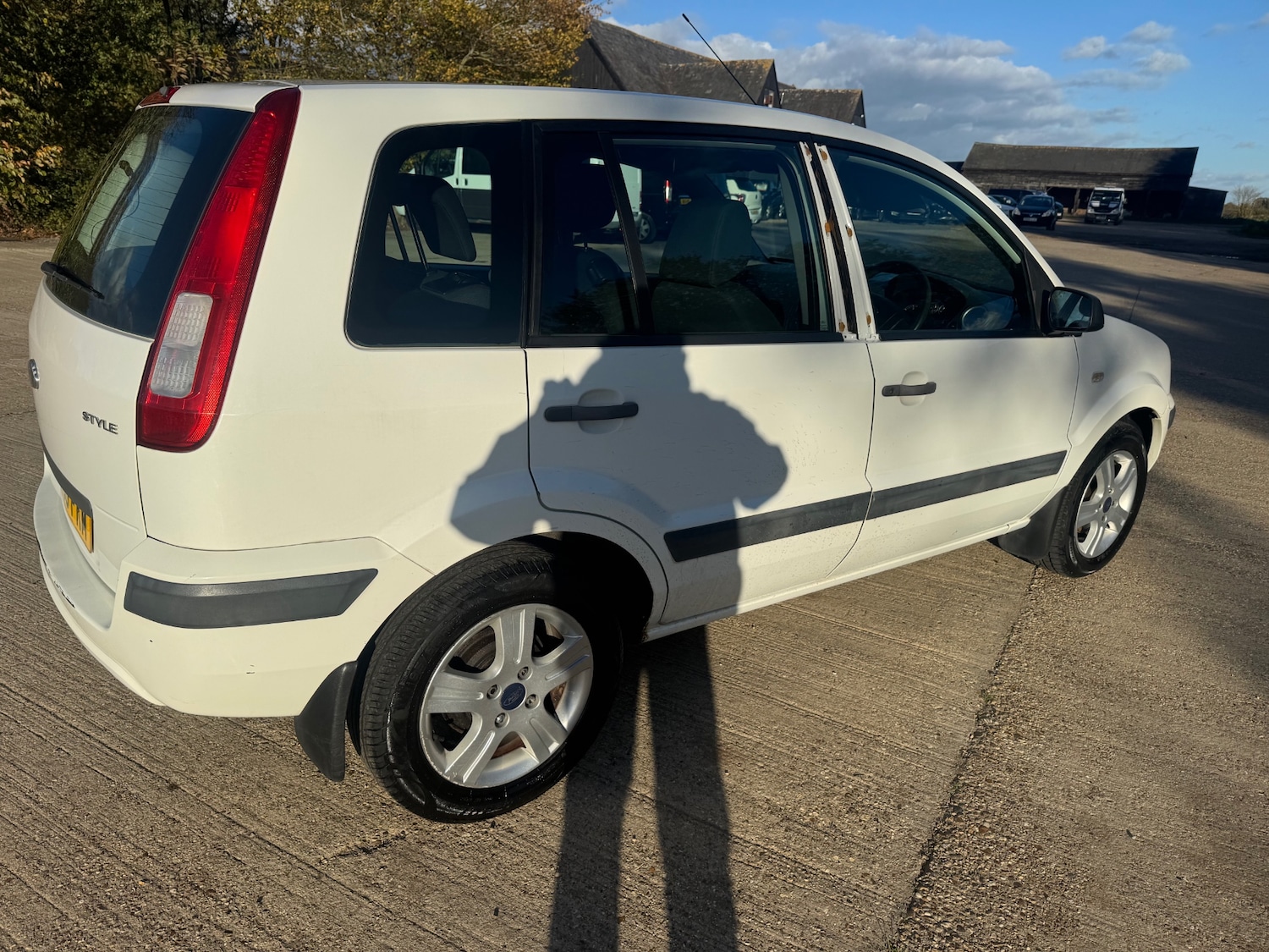 Used Ford Fusion 2006 for sale - 76366371: Photo 4