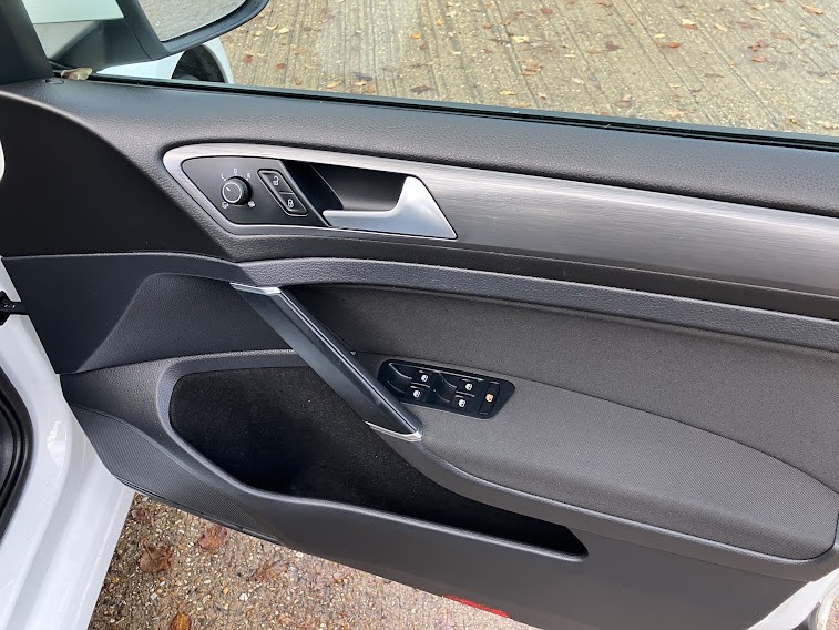 Used Volkswagen Golf 2018 for sale - 76799241: Photo 13