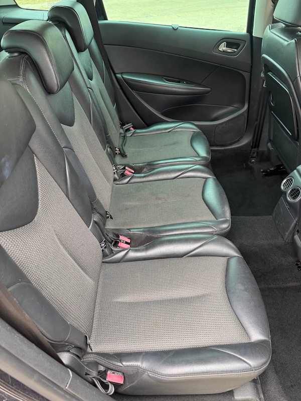 Used Peugeot 308 2011 for sale - 75675171: Photo 6
