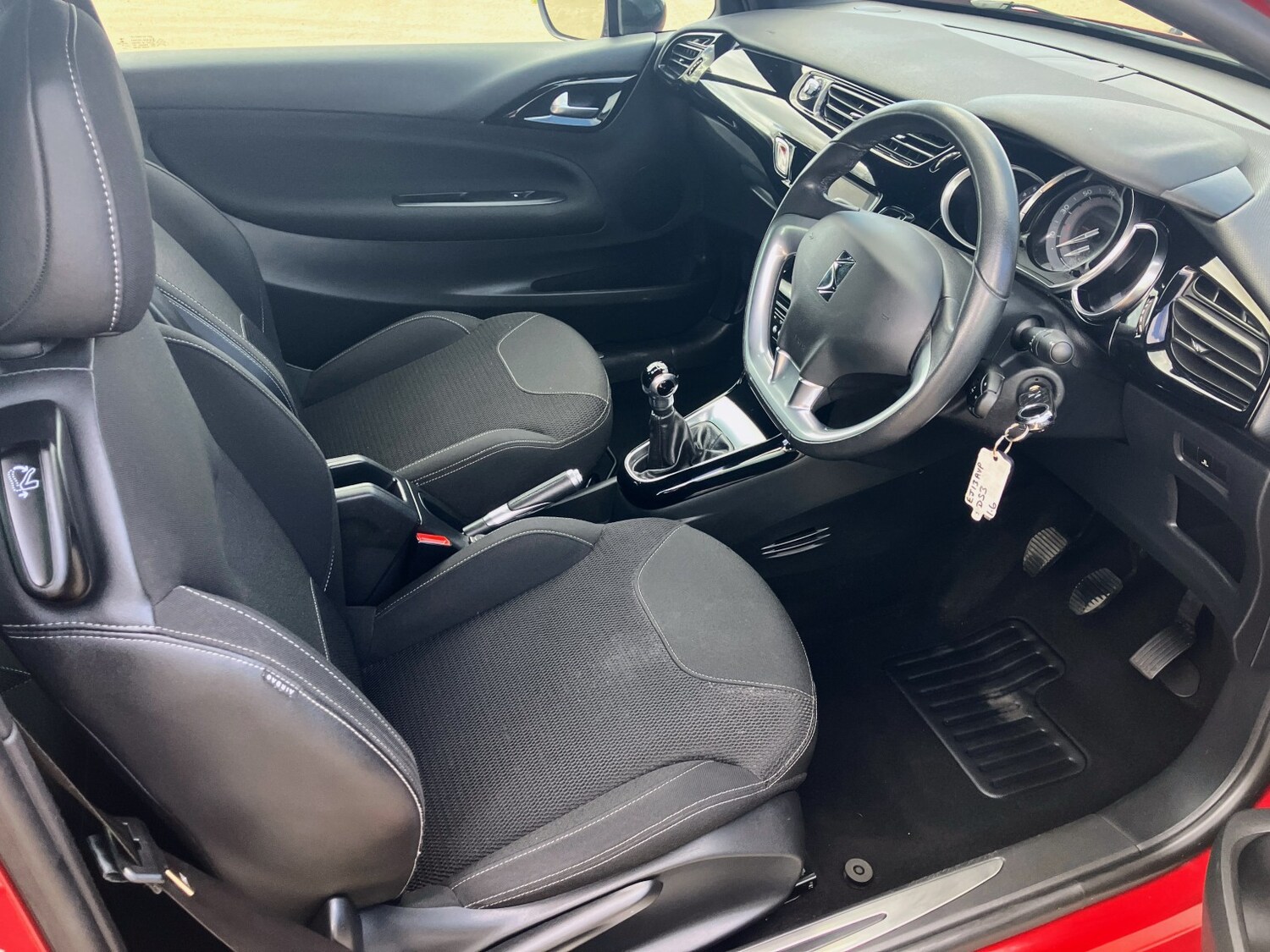 Used Citroen DS3 2013 for sale - 77891574: Photo 10