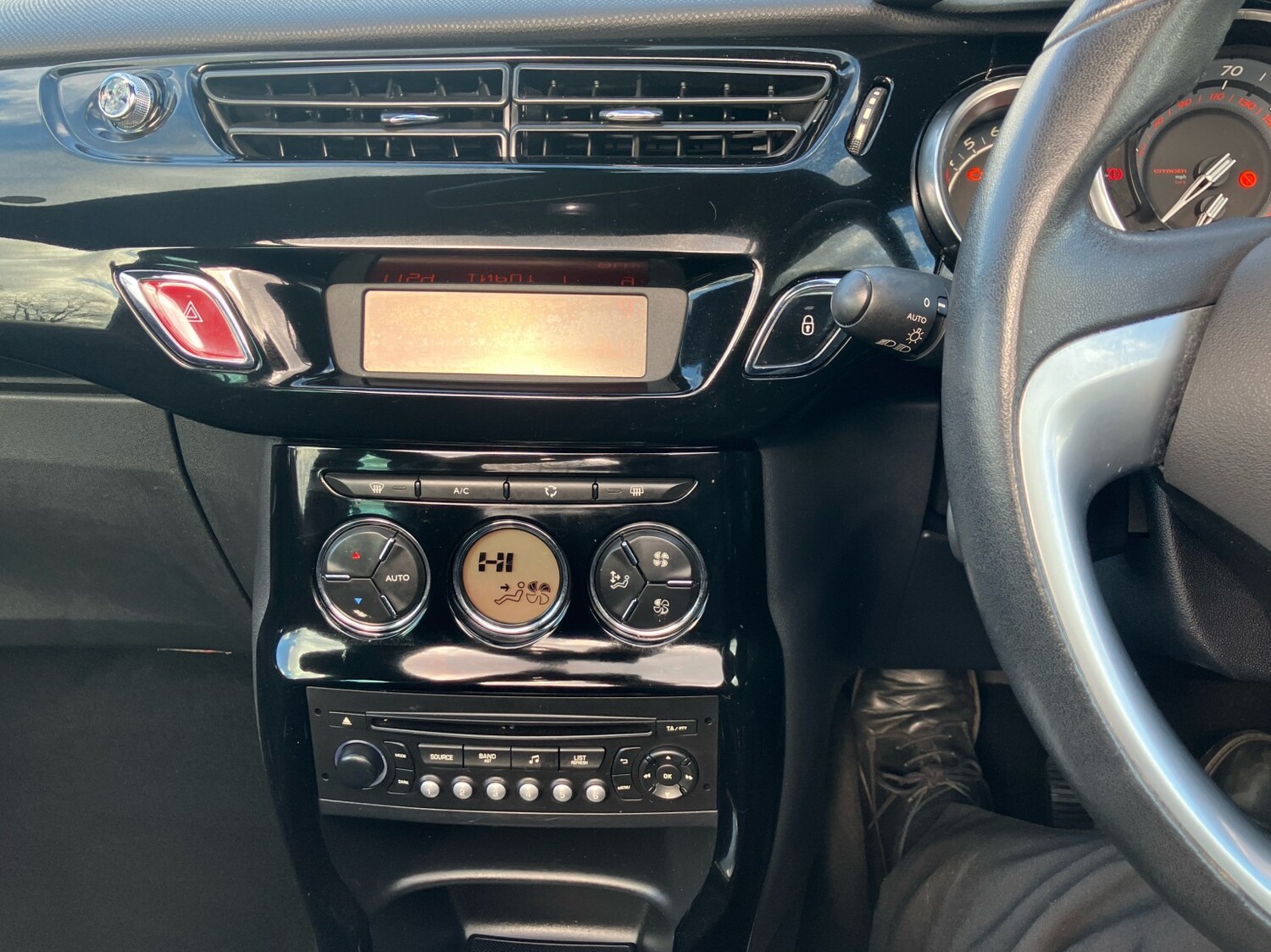 Used Citroen DS3 2013 for sale - 77891574: Photo 16